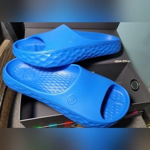 G/FORE G/SLIDE STREET SANDALS SHOES GOLF COLOR BLUE SIZES 13M BRAND NEW